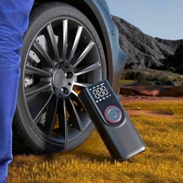 Gonfleur Pneu Voiture Digital 150 PSI – Mini Compresseur Portable | TyreForce™
